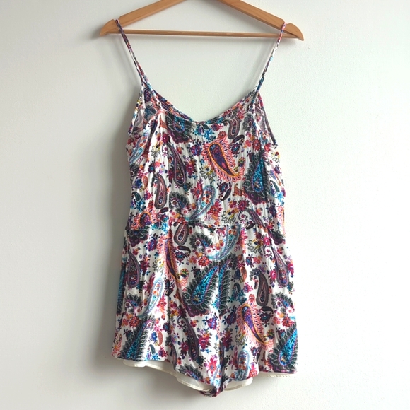 American Eagle Paisley Romper M - Picture 5 of 5